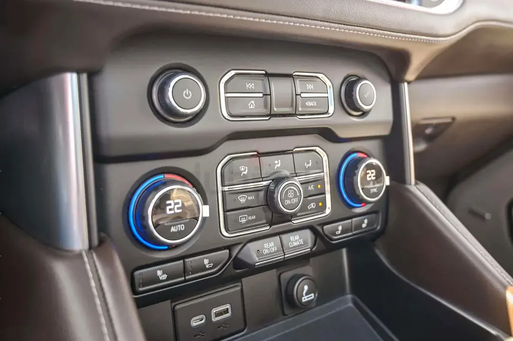 AED 2735/month | 2022 Chevrolet Tahoe Z71 | GCC Specs | Ref#448918 - Image 15