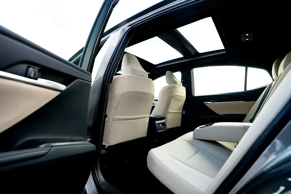 Hybrid 2.5L 2025 - Image 13
