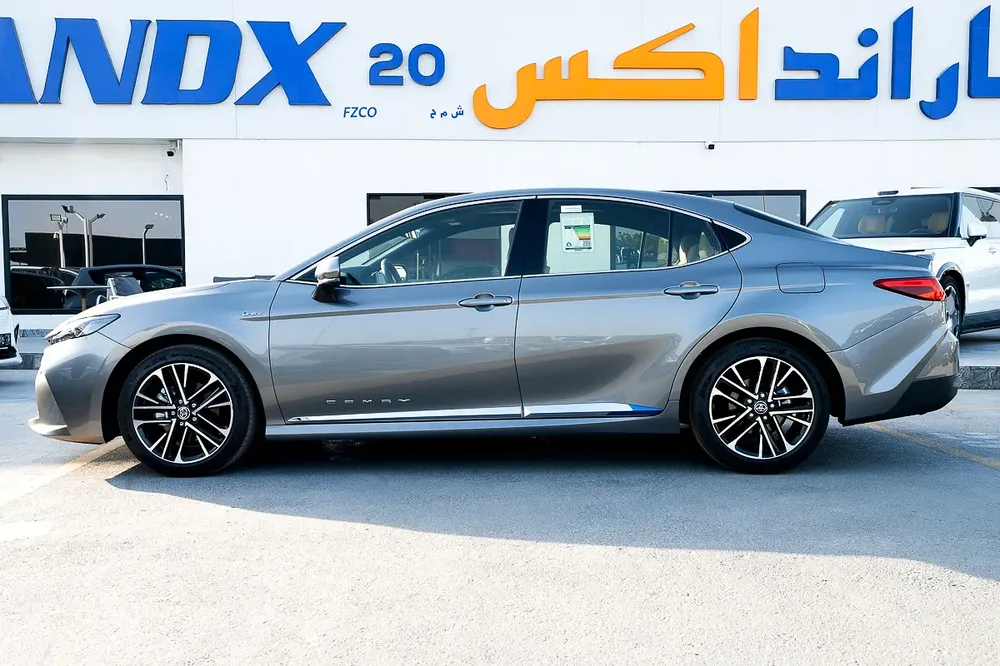 Hybrid 2.5L 2025 - Image 4