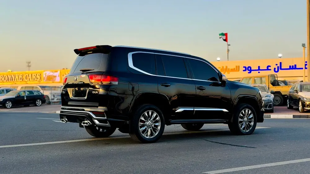Toyota Land Cruiser GXR 2019 modified to LC300 2025 - Image 5