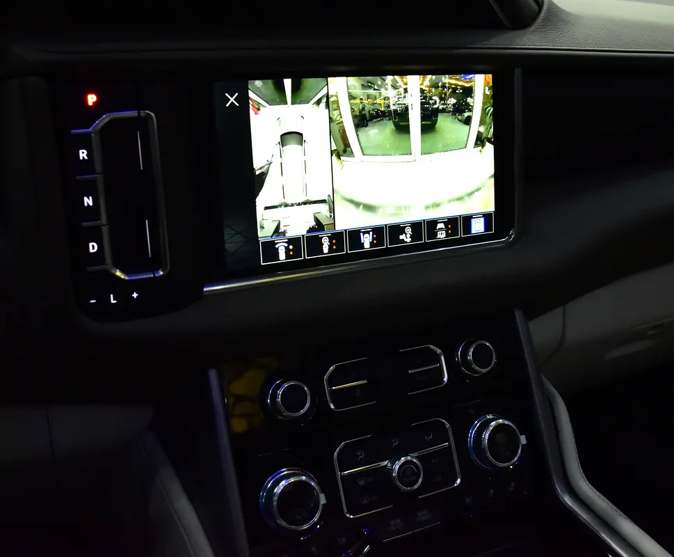 AED 3,867 EMi at 0% DP | GMC Yukon Denali ( 2023 Model ) in Black Color GCC Specs - Image 15