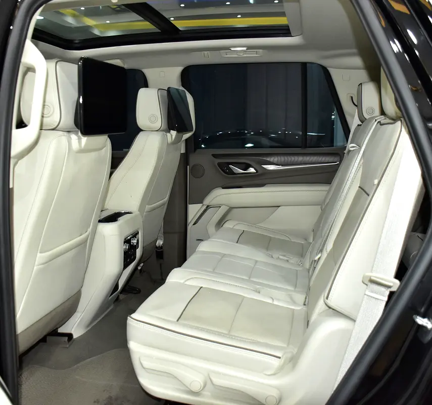 AED 3,867 EMi at 0% DP | GMC Yukon Denali ( 2023 Model ) in Black Color GCC Specs - Image 18
