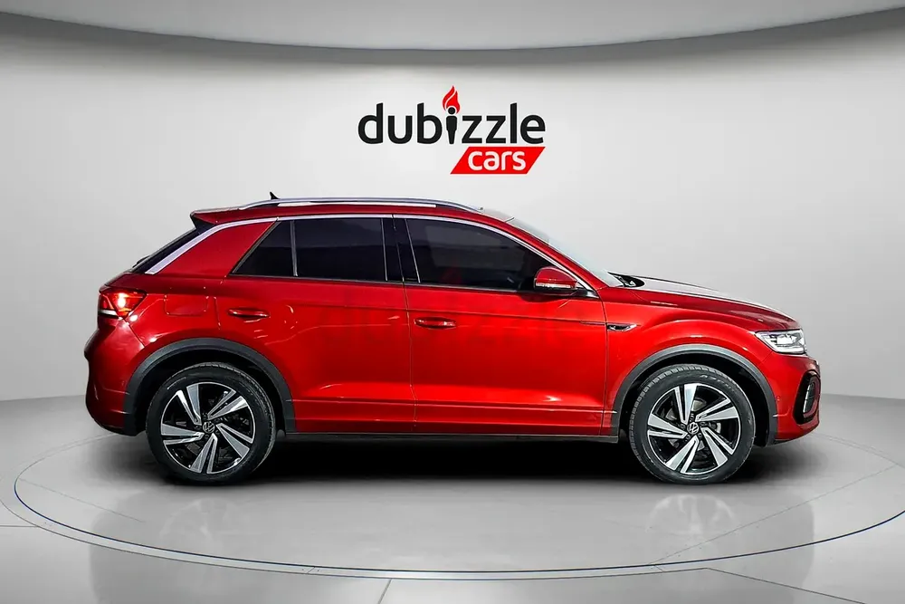 AED 1201/month | 2023 Volkswagen T-Roc R-Line | GCC Specs | Ref#376003 - Image 4