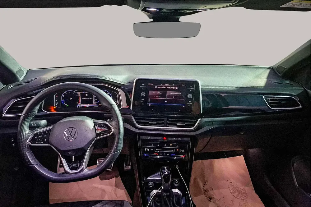 AED 1201/month | 2023 Volkswagen T-Roc R-Line | GCC Specs | Ref#376003 - Image 9