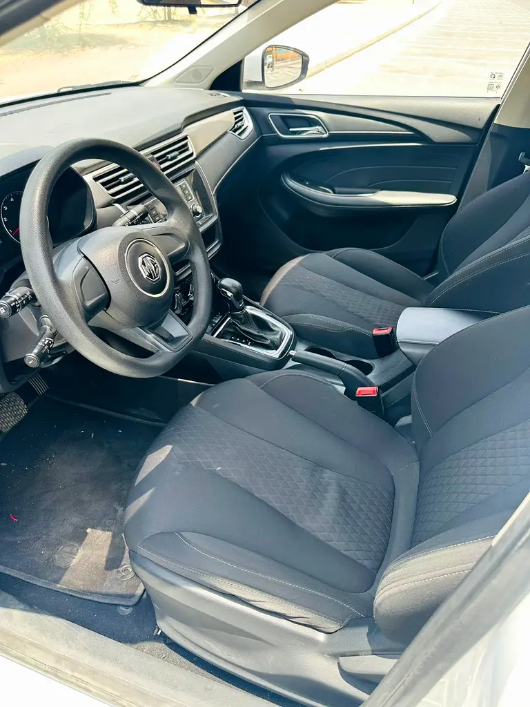 MG MG5 2022 GCC URGENT SALE - Image 11