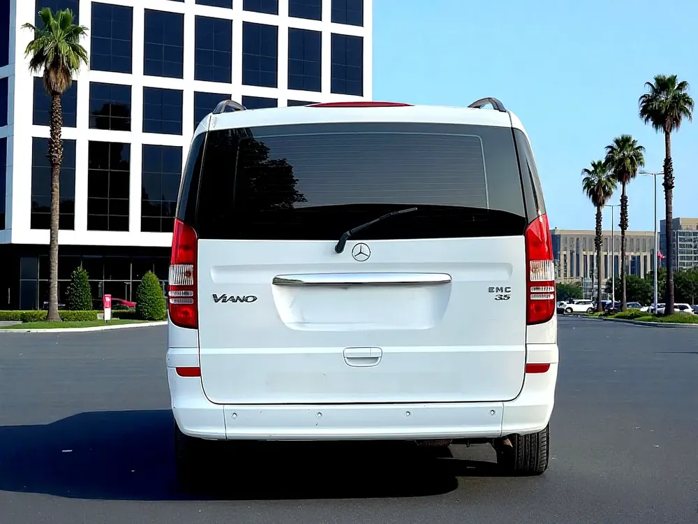 MERCEDES BENZ | VIANO| 2015 | GCC | 3.5L V6 - Image 9