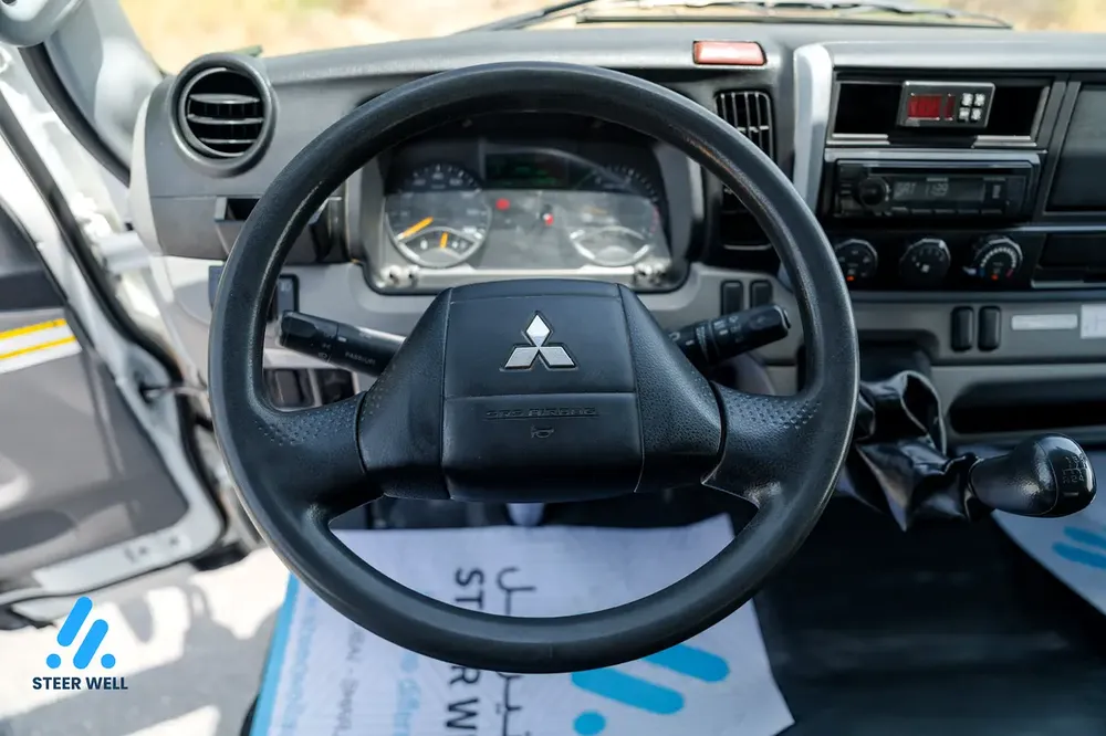 2022 Mitsubishi Canter 4P10 | Diesel Manual | GCC Specs | Commercial Utility Truck - Image 13