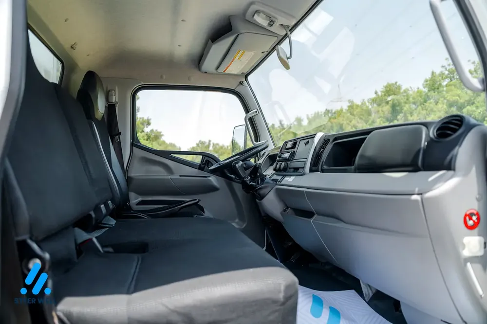 2022 Mitsubishi Canter 4P10 | Diesel Manual | GCC Specs | Commercial Utility Truck - Image 18