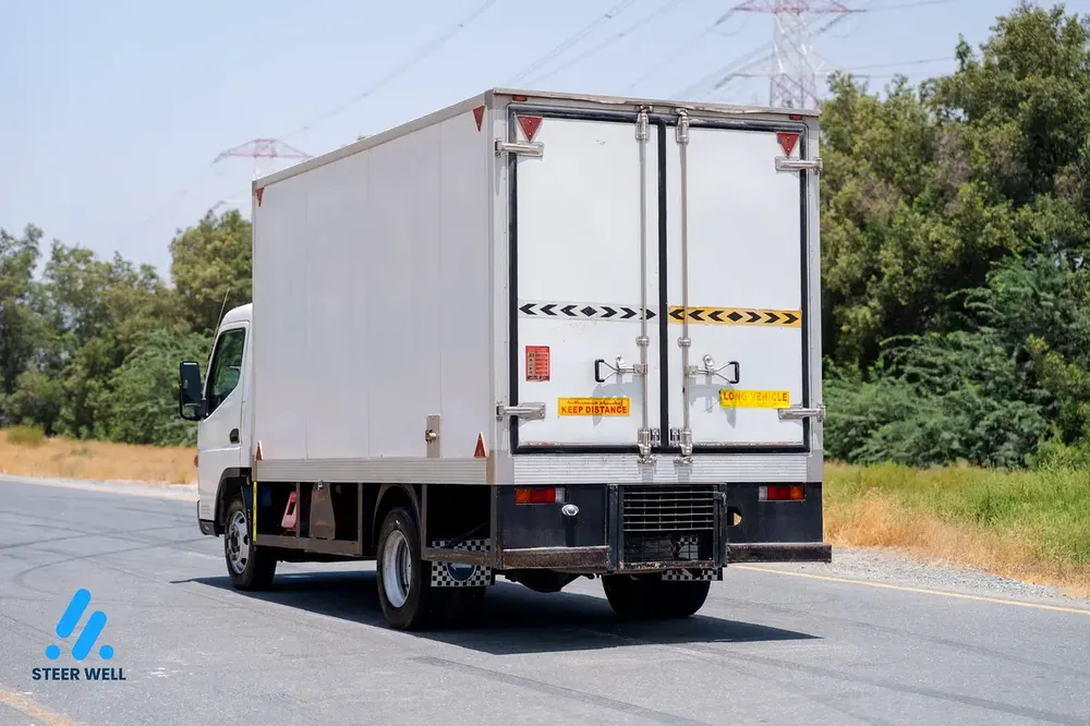 2022 Mitsubishi Canter 4P10 | Diesel Manual | GCC Specs | Commercial Utility Truck - Image 6