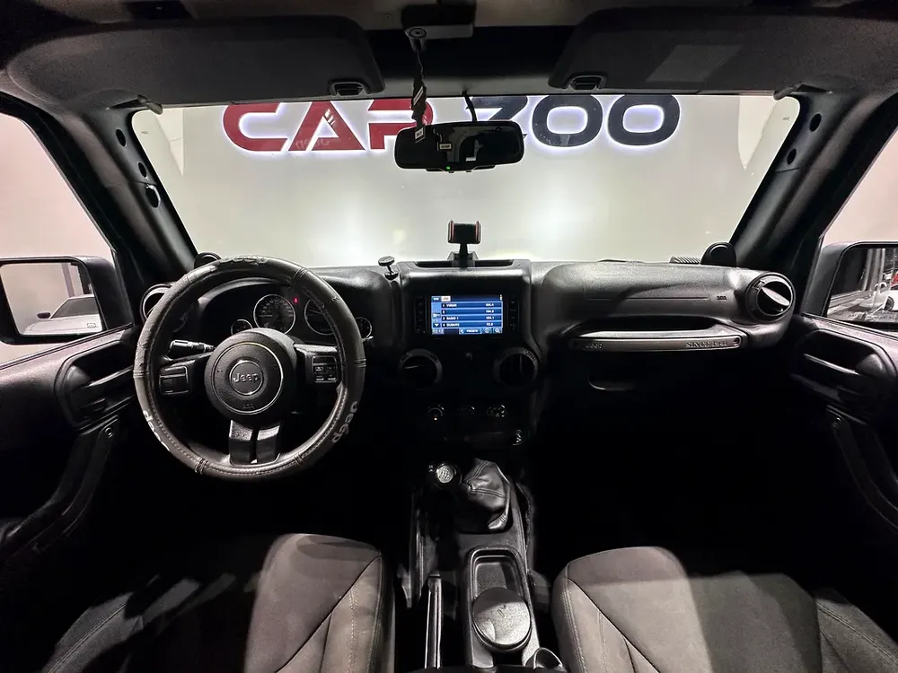 Jeep Wrangler Sports 2014/Manual Transmission/GCC - Image 12