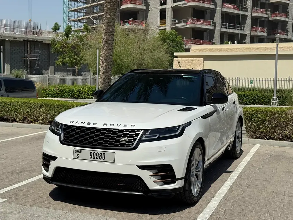 2022 | LAND ROVER VELAR P250 R-DYNAMIC  SE  | GCC | AGENCY WARRANTY & SERVICED | ACCIDENT FREE - Image 5
