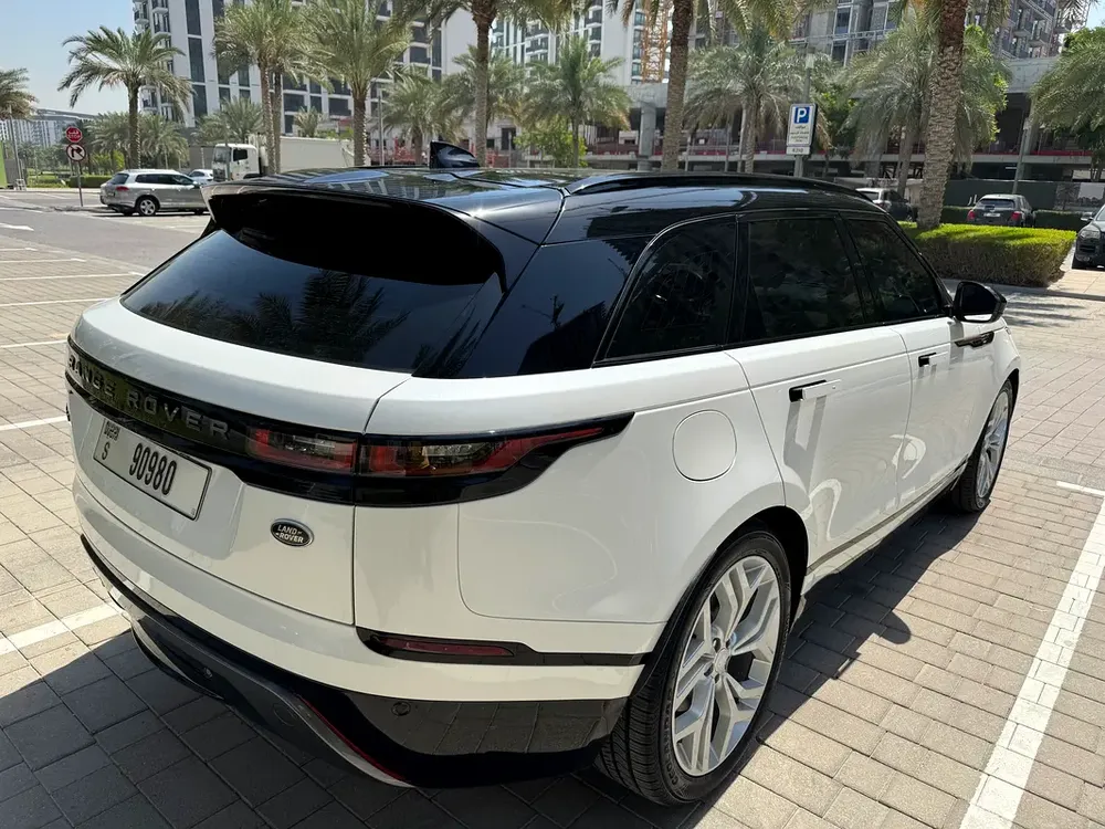 2022 | LAND ROVER VELAR P250 R-DYNAMIC  SE  | GCC | AGENCY WARRANTY & SERVICED | ACCIDENT FREE - Image 7