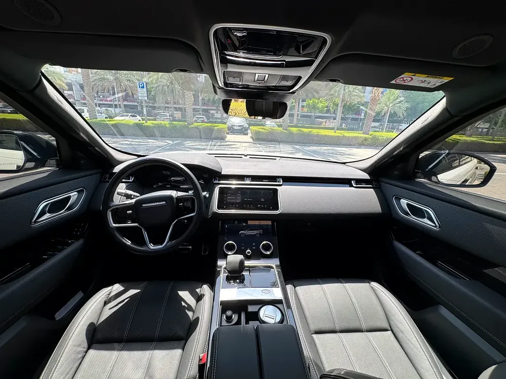 2022 | LAND ROVER VELAR P250 R-DYNAMIC  SE  | GCC | AGENCY WARRANTY & SERVICED | ACCIDENT FREE - Image 9