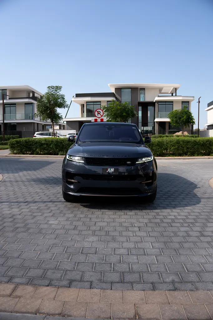2023 Range Rover Sport | First Edition | GCC Specs | Warranty and Service | 2 Keys - Image 4