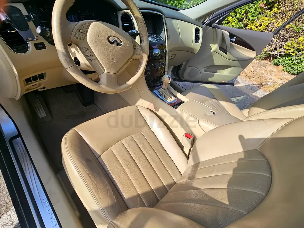 Infiniti QX50 Luxury 2015 3.7L V6 | GCC Specs | Lady Expat Owner | EXCELLENT condition - Image 9