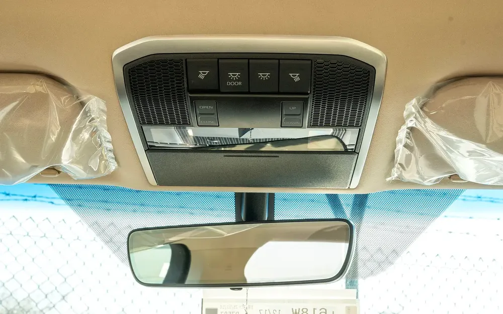 Toyota Land Cruiser GXR 3.5L petrol 2026 with sunroof and 360 camera - Image 15