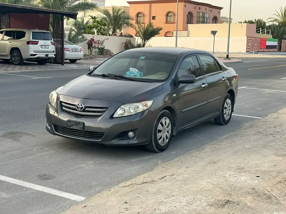 Toyota Corolla 2010 Model GCC Perfect Working Condition - Image 5