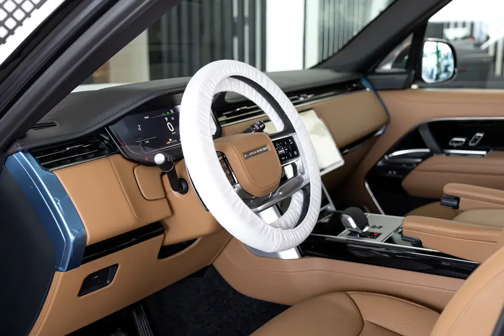 Range Rover Vogue P530 Autobiography |  | GCC Specs | V8 | Full Options | 2026 (Export) - Image 10