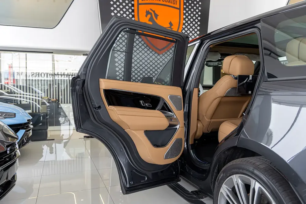 Range Rover Vogue P530 Autobiography |  | GCC Specs | V8 | Full Options | 2026 (Export) - Image 19