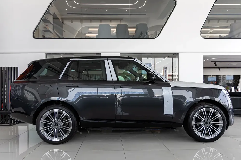 Range Rover Vogue P530 Autobiography |  | GCC Specs | V8 | Full Options | 2026 (Export) - Image 7
