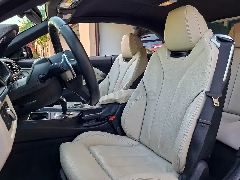 AED 2006/month | 2019 BMW 4-Series 440i Convertible | GCC Specs | Ref#452546 - Image 13
