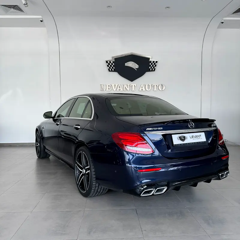 Mercedes-Benz E 63 AMG S 2018 - Korean Specs - - Image 18