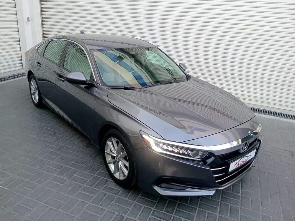 Honda accord 2022 gcc accident free FSH single owner - Image 4
