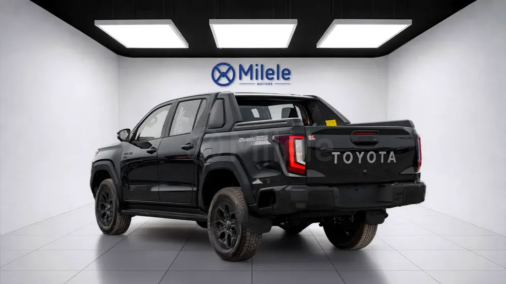 TOYOTA HILUX TRAVO OVERLAND PLUS - Image 6