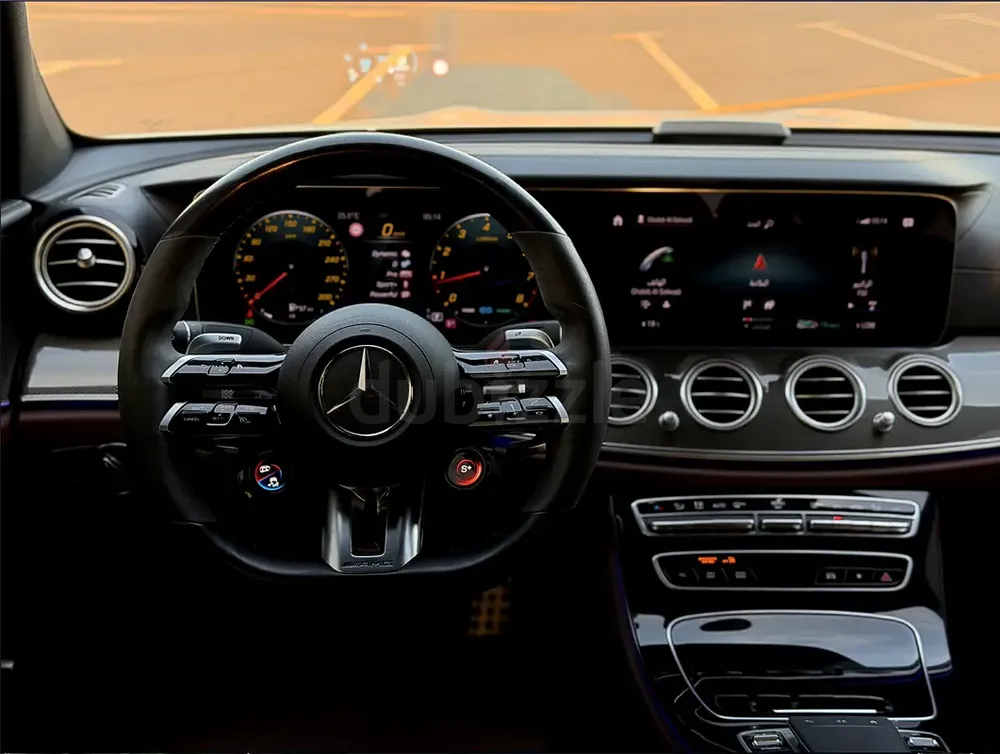 Mercedes-Benz E 53 AMG 2021 - Korean Specs - Image 11