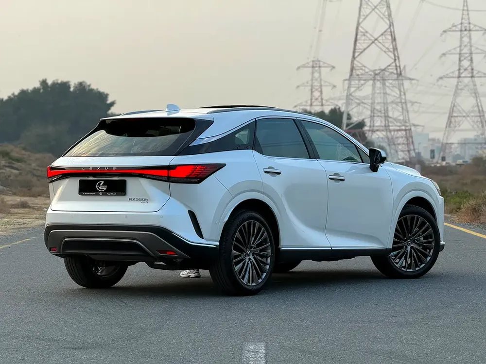 2025 Lexus RX350h | GCC Specs | PLATINUM - Image 4