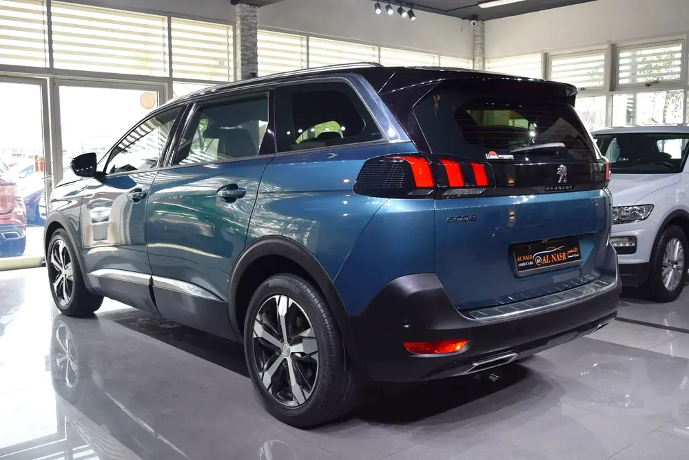 GT-Line | GCC Specs | Single Owner | Service History | Full Option | Accident Free - Image 4