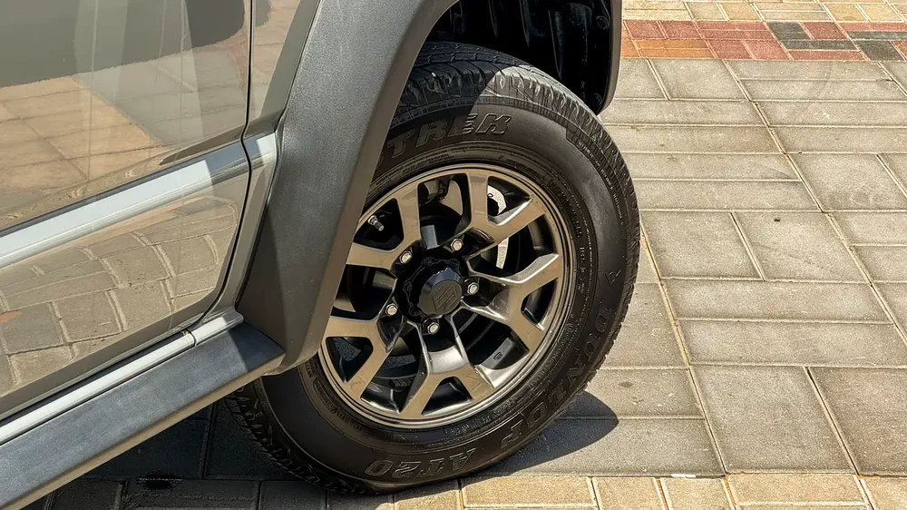 Suzuki Jimny GL Manual Transmission 2025 GCC Agency Warranty Full Service History GCC 1.5L - Image 4