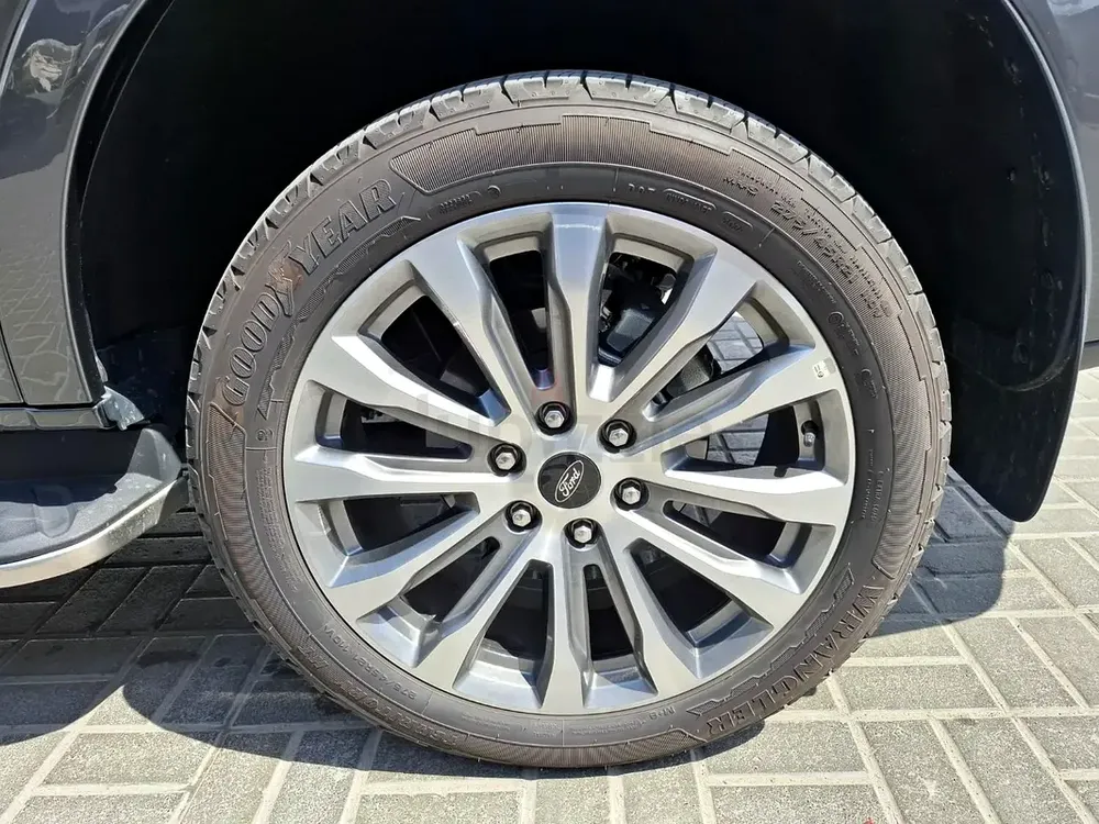 AED 5318/month | 2025 Porsche Taycan  | GCC Specs | Ref#1 - Image 12