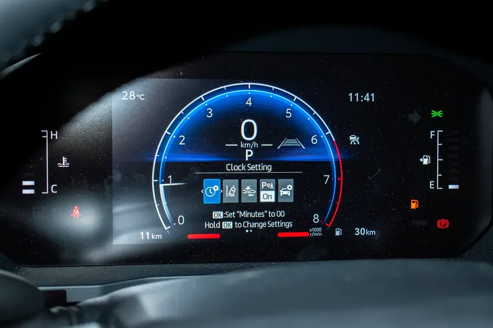 2024 Toyota Prado GXL First Edition - GCC Specs - Brand New - Alfuttaim Warranty - Image 13
