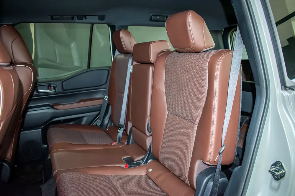 2024 Toyota Prado GXL First Edition - GCC Specs - Brand New - Alfuttaim Warranty - Image 14