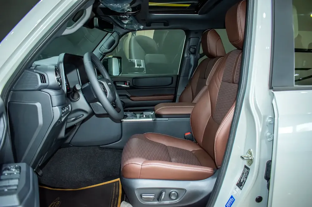 2024 Toyota Prado GXL First Edition - GCC Specs - Brand New - Alfuttaim Warranty - Image 8