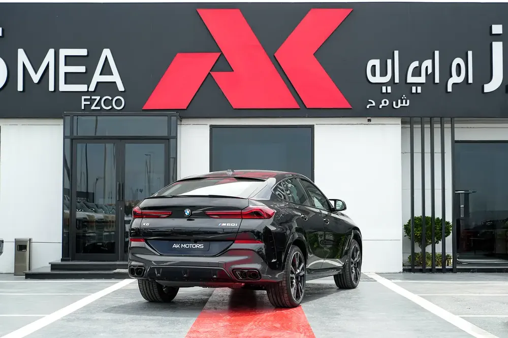 Brand New \ BMW X6 M60i 2026 \ Black \ GCC Specs - Image 4