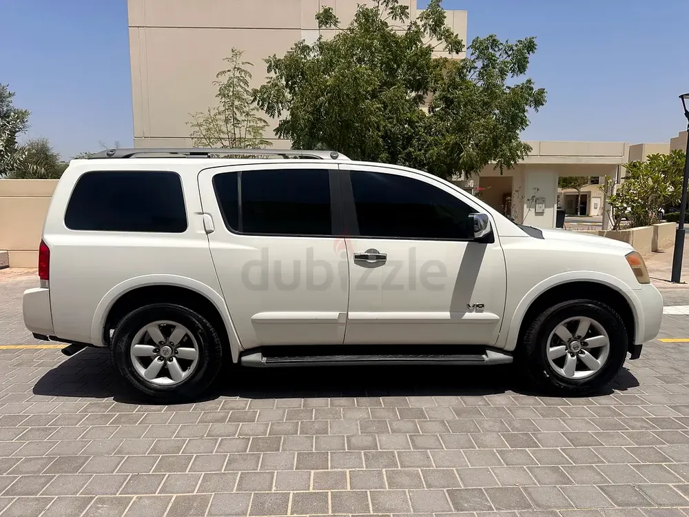 British expat selling my own family car Well Maintained Nissan Armada SE 2009 | GCC Specs - Image 6