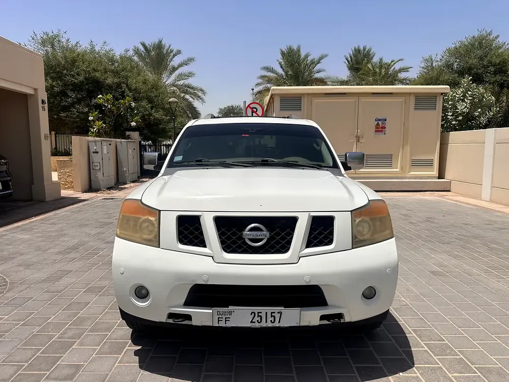 British expat selling my own family car Well Maintained Nissan Armada SE 2009 | GCC Specs - Image 8