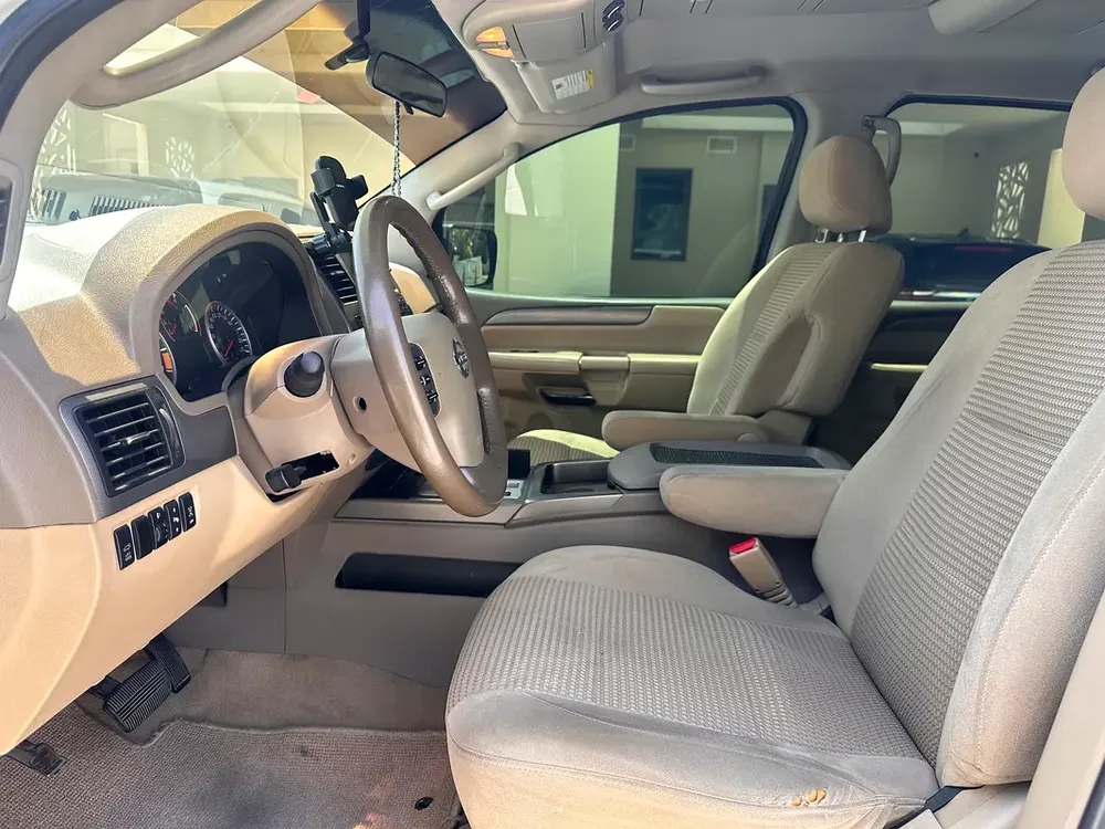 British expat selling my own family car Well Maintained Nissan Armada SE 2009 | GCC Specs - Image 9