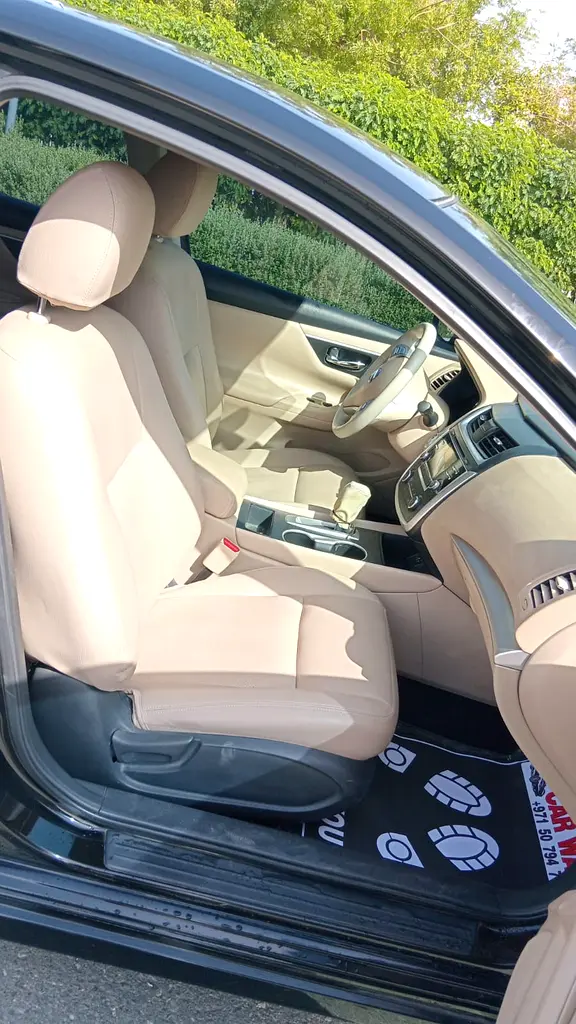 Nissan Altima SV 2017 GCC Specs Lady driven - Image 11