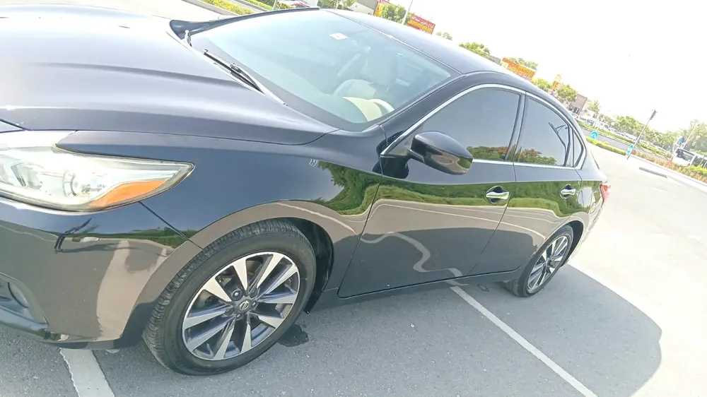 Nissan Altima SV 2017 GCC Specs Lady driven - Image 6