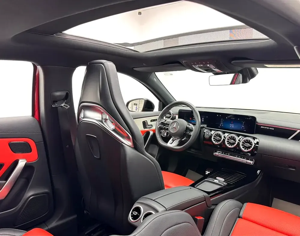 2024 Mercedes-Benz A 35 AMG, June/2029 Mercedes Warranty + Service Contract, FSH, GCC - Image 12