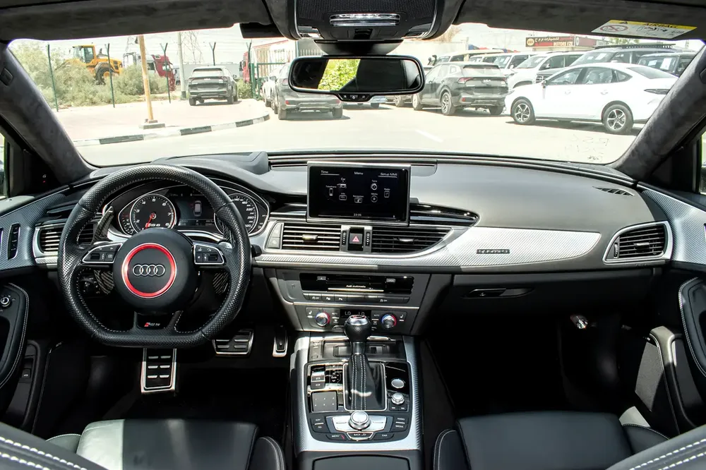 2014 - AUDI RS6 - SUPER CLEAN - LIKE NEW - ONLY 32,000 KM - Image 13