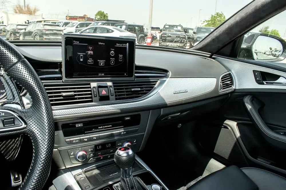 2014 - AUDI RS6 - SUPER CLEAN - LIKE NEW - ONLY 32,000 KM - Image 14