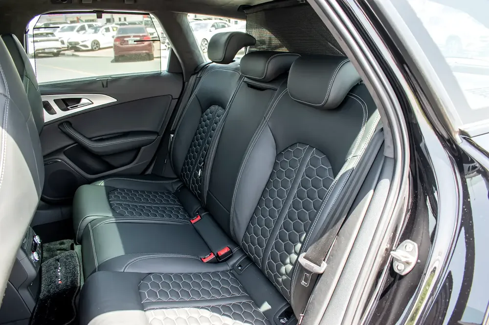 2014 - AUDI RS6 - SUPER CLEAN - LIKE NEW - ONLY 32,000 KM - Image 18
