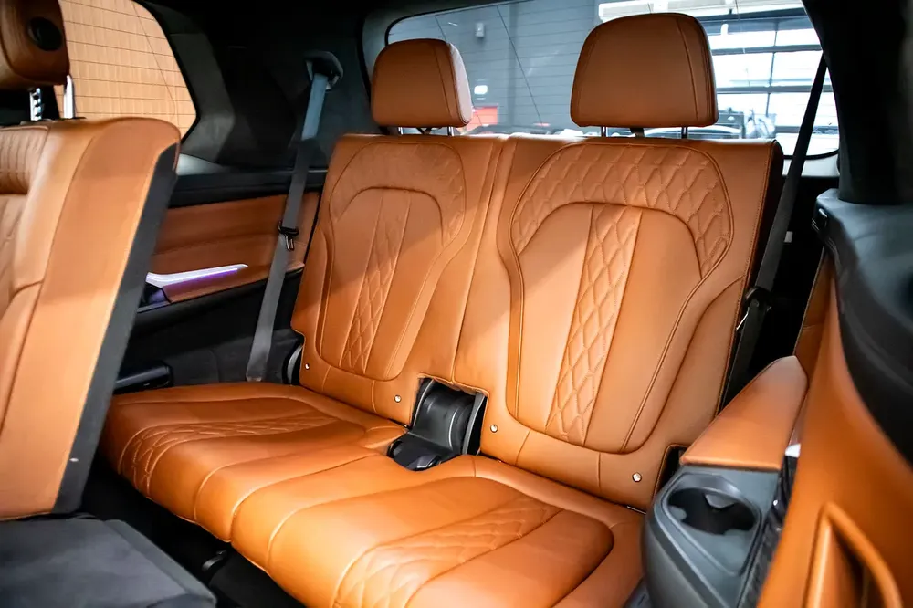 2022 | BMW X7 | M50i | GCC | WARRANTY | FULL OPTION | EXCELLENT CONDITION | - Image 14