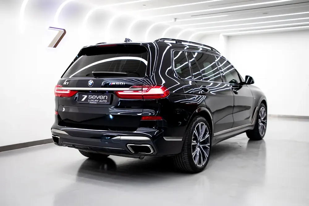 2022 | BMW X7 | M50i | GCC | WARRANTY | FULL OPTION | EXCELLENT CONDITION | - Image 5