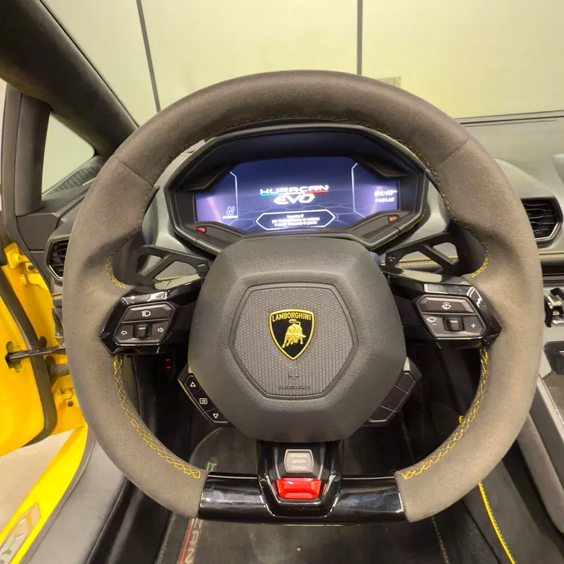 Lamborghini Huracan EVO Spyder 2023 - European Specs - Image 12