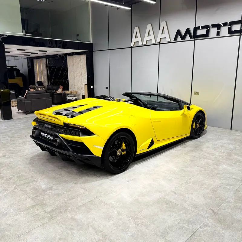 Lamborghini Huracan EVO Spyder 2023 - European Specs - Image 7
